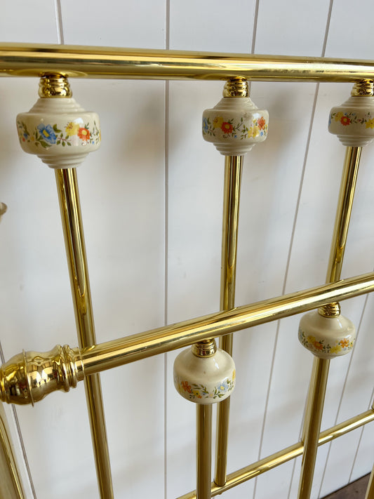 Vintage Brass Full/Double Bedframe with Flowers on the Procelain Finials