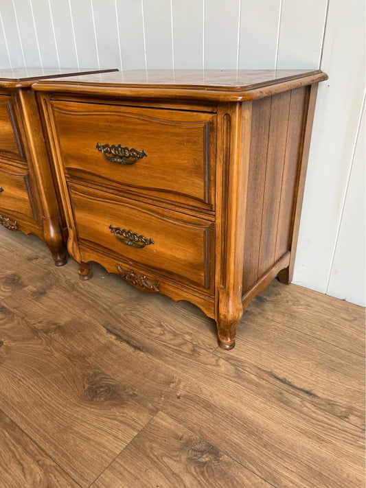 Vintage French Provincial Pair of Wood Nightstands | Endtables Side Accent Tables