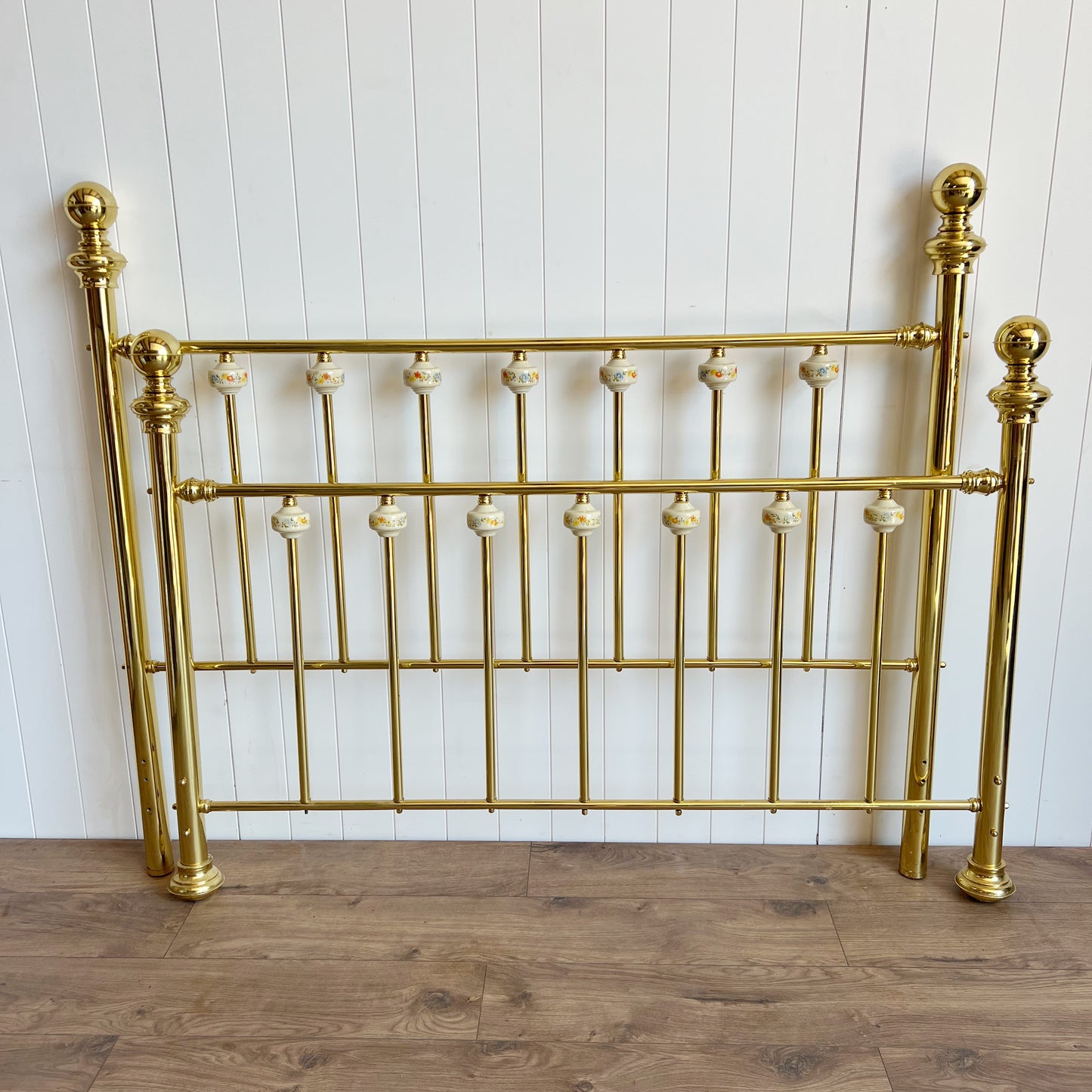Vintage Brass Full/Double Bedframe with Flowers on the Procelain Finials