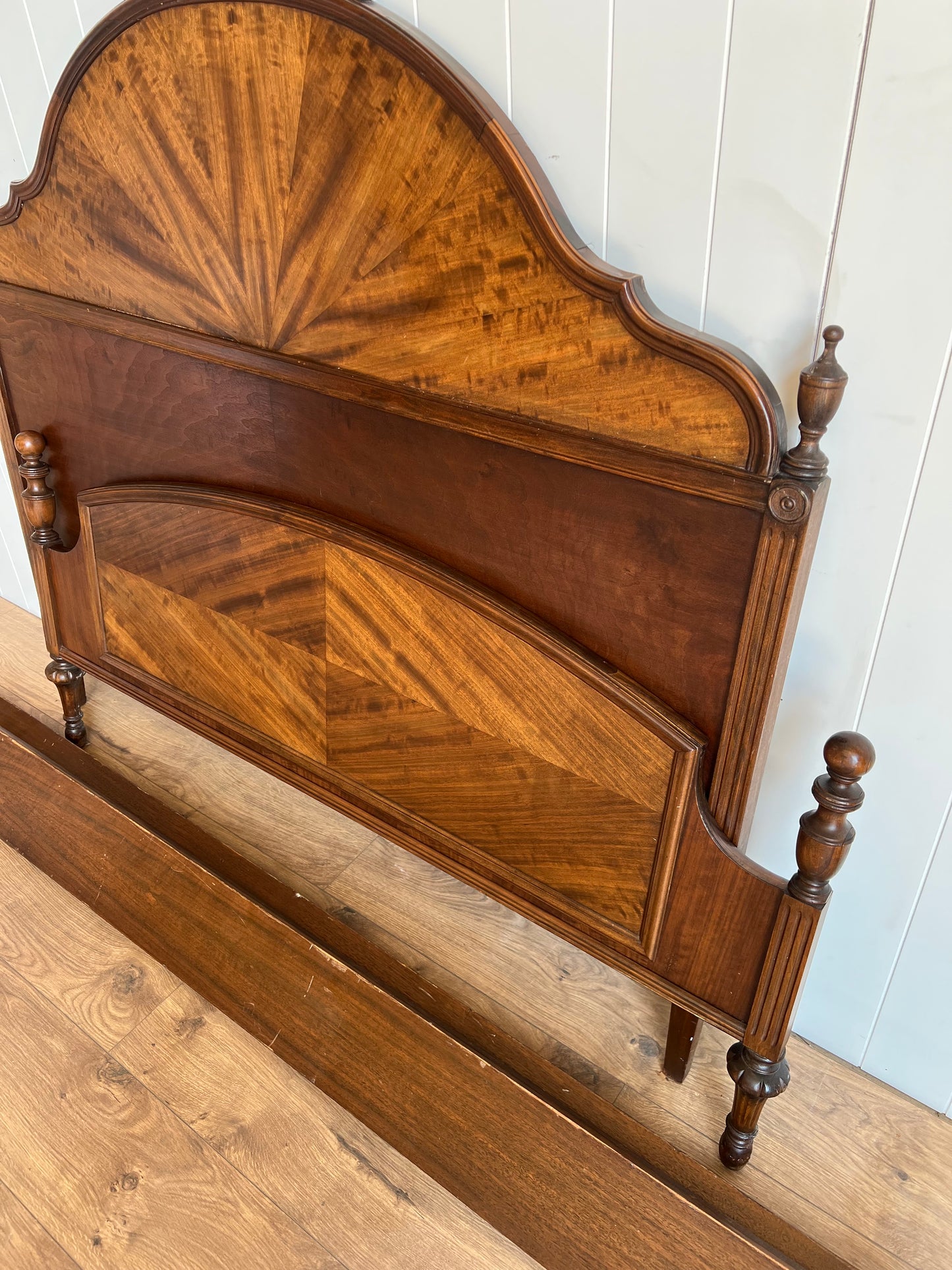Vintage Wood Full/Double Bedframe