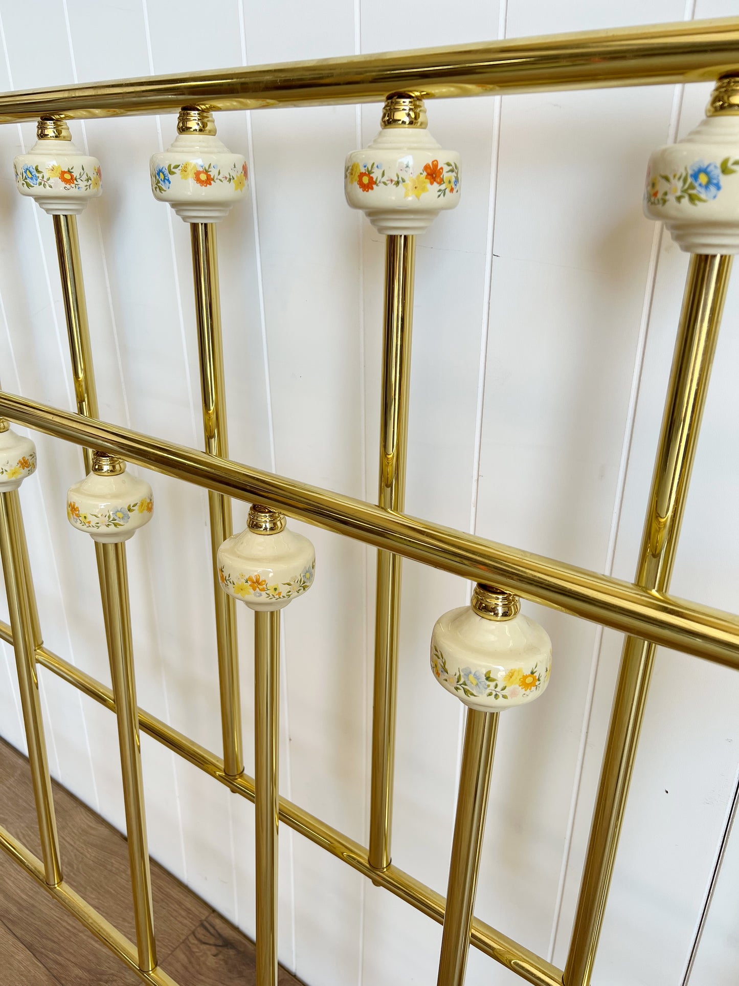 Vintage Brass Full/Double Bedframe with Flowers on the Procelain Finials
